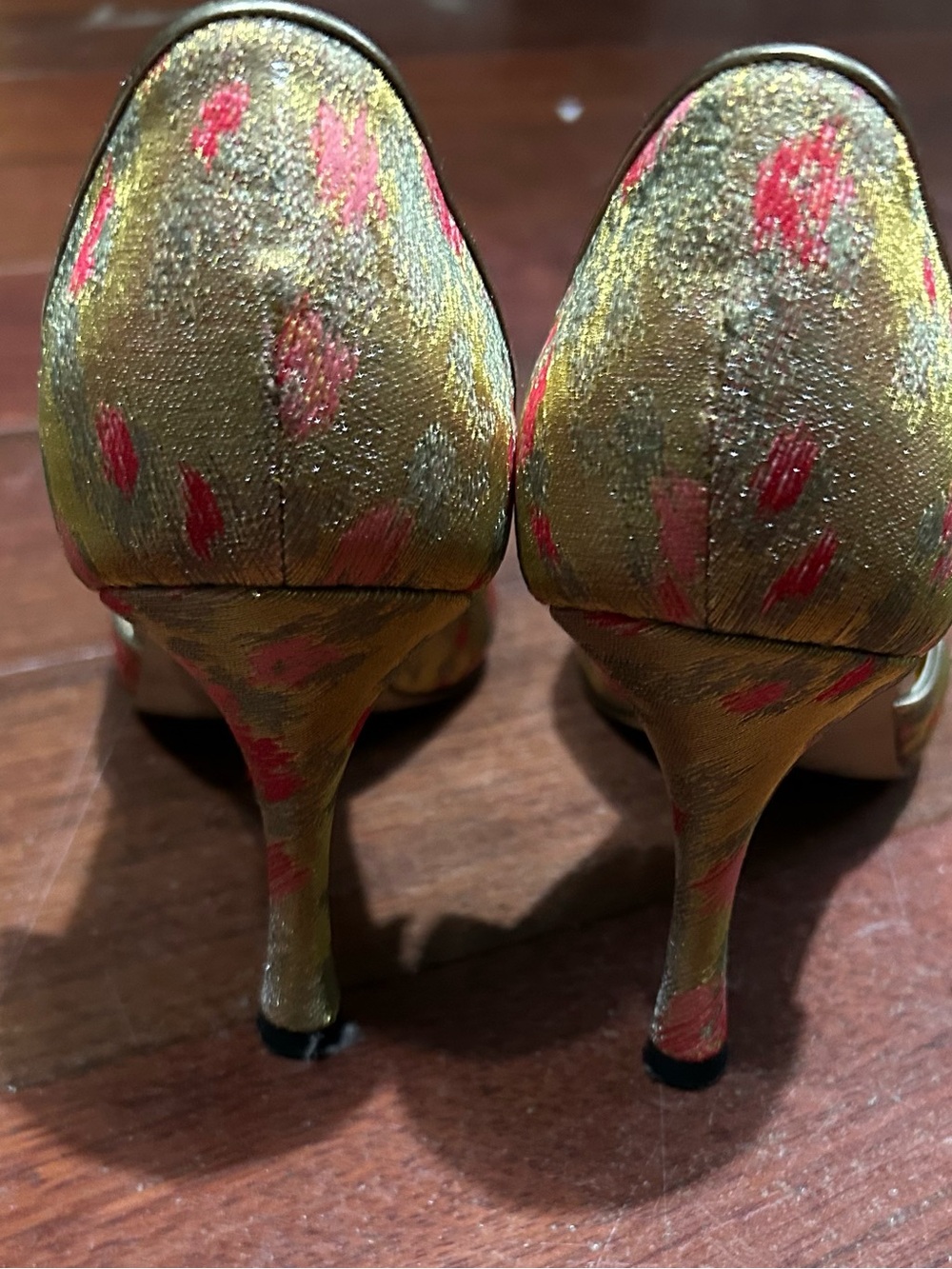Manolo Blahnik D’Orsay Pump - Picture 8 of 12